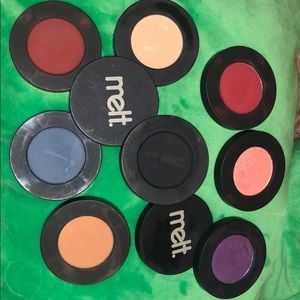 MELT EYESHADOW